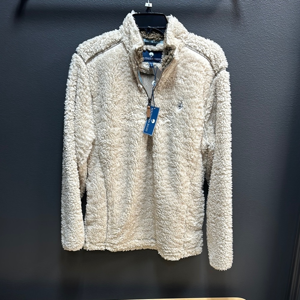 Southern Shirt Cream Pullover